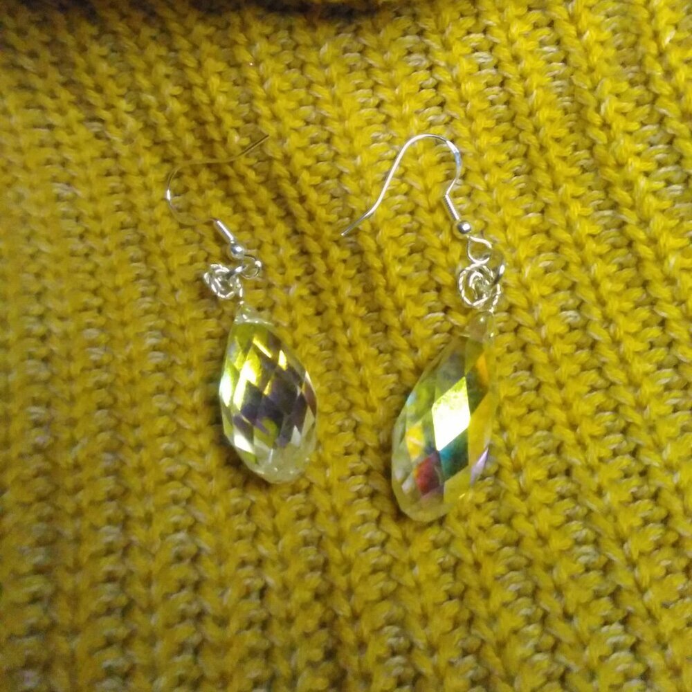 Teardrop AB Acrylic Crystal Dangle Earrings For Women, Iridescent